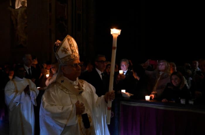 Pesan Paskah Paus: Akhiri Perang dan Kebencian