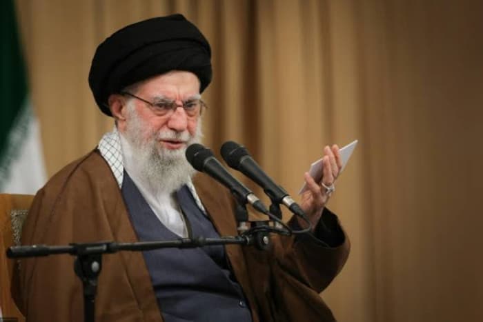 Menlu Iran Ungkap Pemimpin Tertinggi Khamenei Masih Hidup