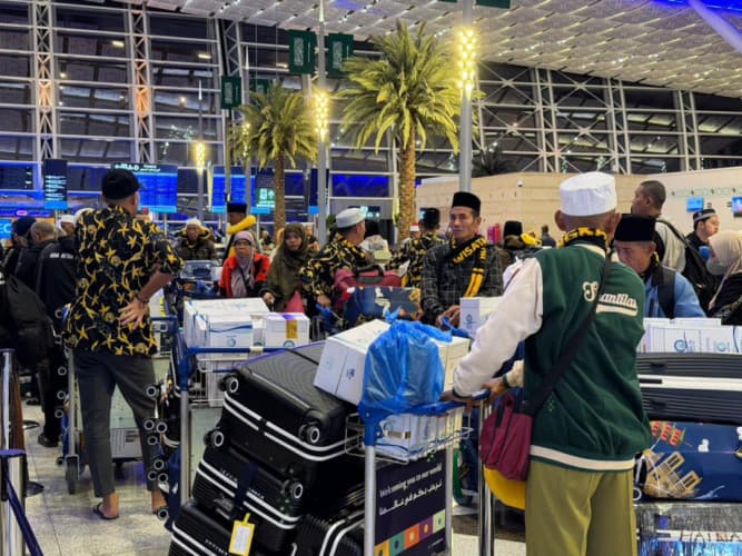 Kemenhaj Kawal Kepulangan Ratusan Jemaah Umrah
